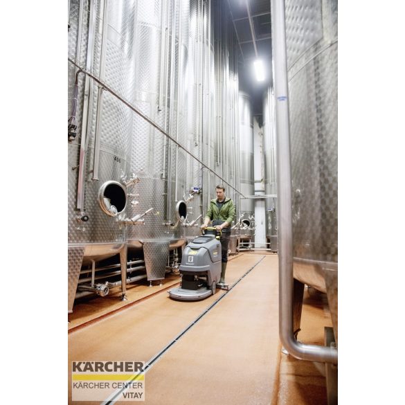 KÄRCHER BD 50/55 W Classic Bp Pack (80 Ah) padlótisztító berendezés