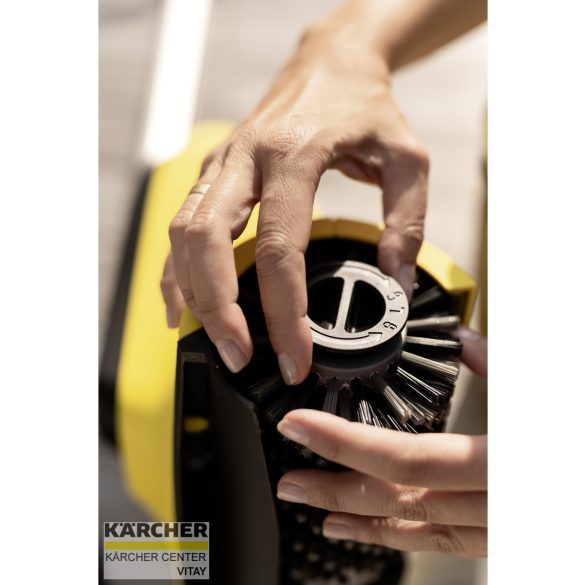 KÄRCHER PCL 3-18 akkumulátoros terasztisztító 
